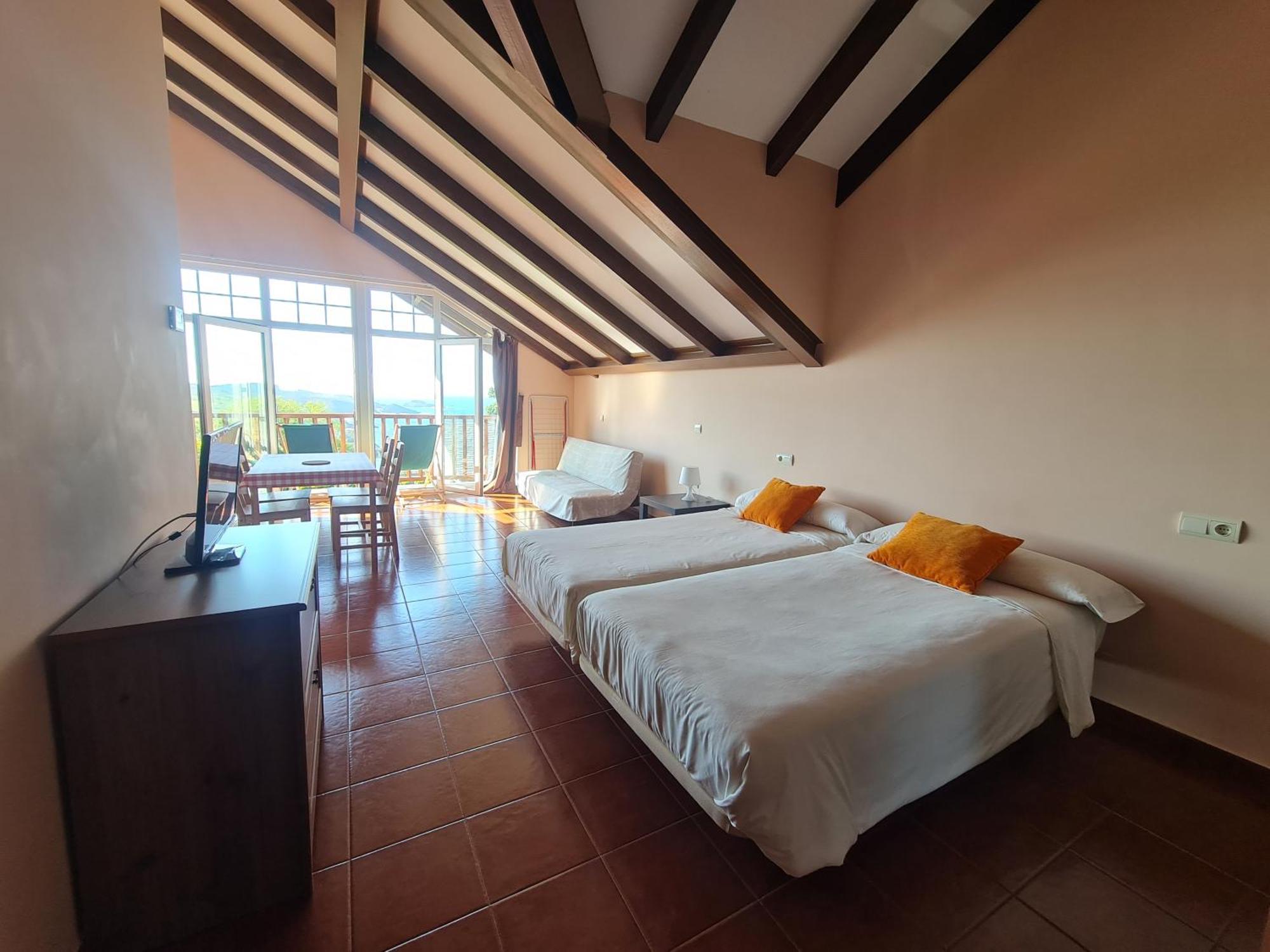 Casa Tesera El Franco Cameră foto